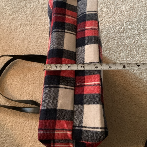 Yankee Candle Festive Plaid - Red, White & Dark Blue Tote Bag - NWOT - Picture 13 of 17